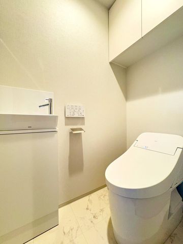 �����������s������䑊�c3���ڂ̒��Ã}���V�����̃g�C��