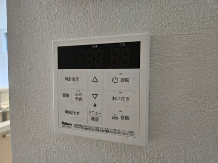 �����������s����勴2���ڂ̐V�z��ˌ��Ă̂��̑�����