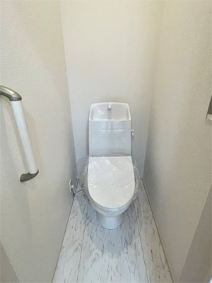 �F�{���F�{�s���o����3���ڂ̐V�z��ˌ��Ă̂��̑�����