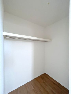 �F�{���F�{�s�����}���厚�����c�̐V�z��ˌ��Ă̎��[
